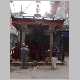 14. dezelfde tempel is geopend tijdens het Dashain festival zodat mensen kunnen offeren.JPG